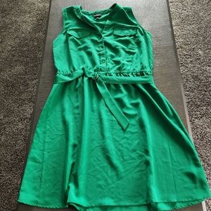 NWT Mossimo knee length dress, elastic waist with belt, green Size XL